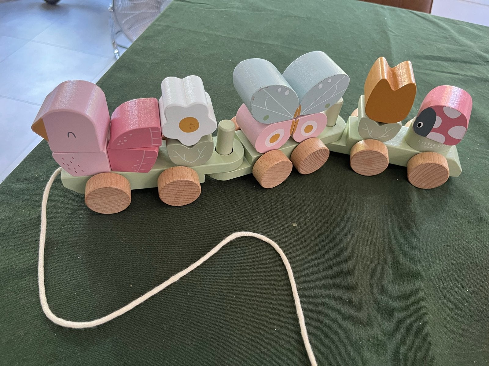 Little Dutch blokken houten trein, Kinderen en Baby's, Speelgoed | Houten speelgoed, Ophalen, Zo goed als nieuw, Duw- of Trekspeelgoed