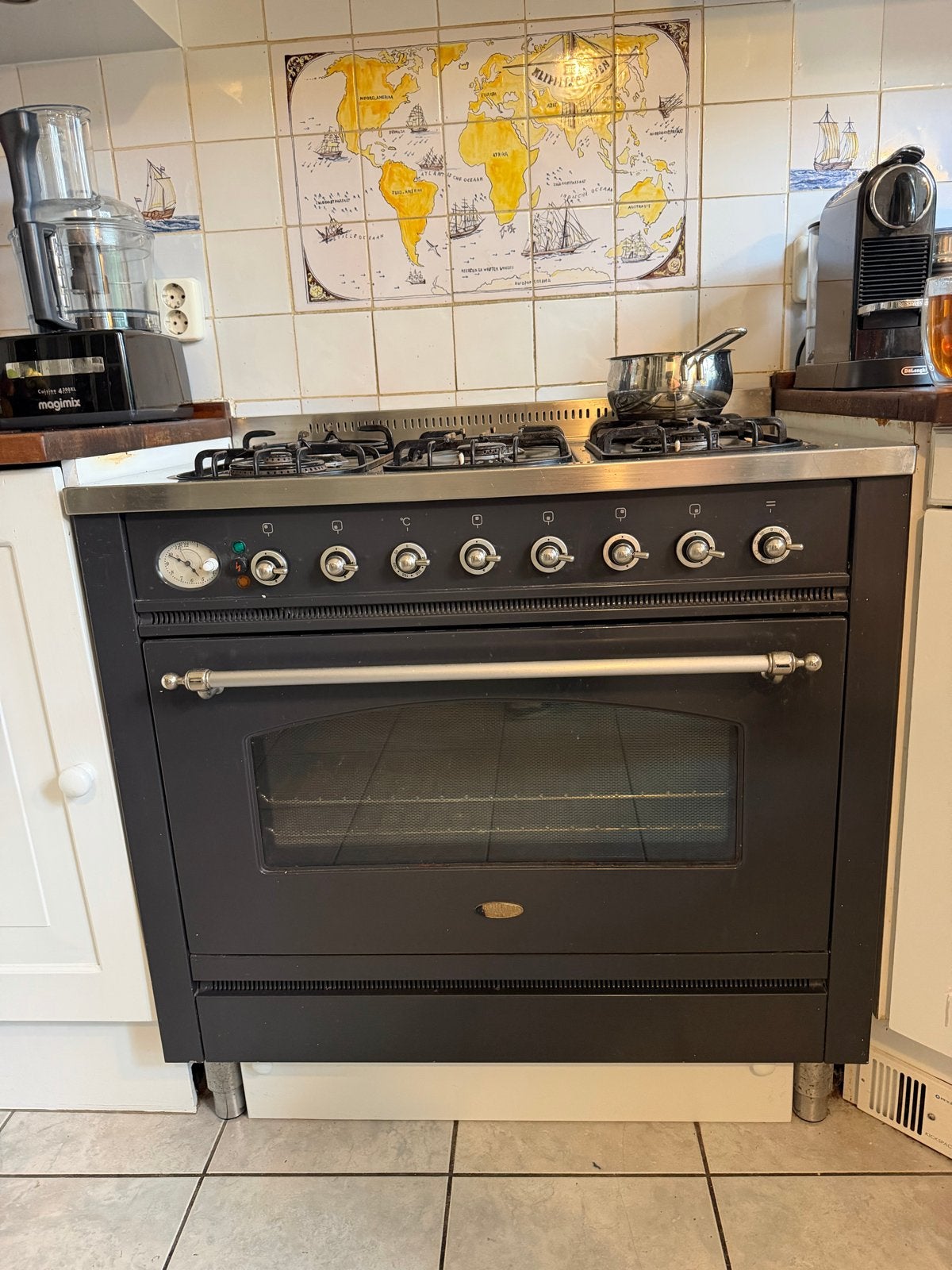 Klassiek Borreti Fornuis met Gasfornuis en Oven, Ophalen, Gebruikt, Hete lucht, 60 cm of meer