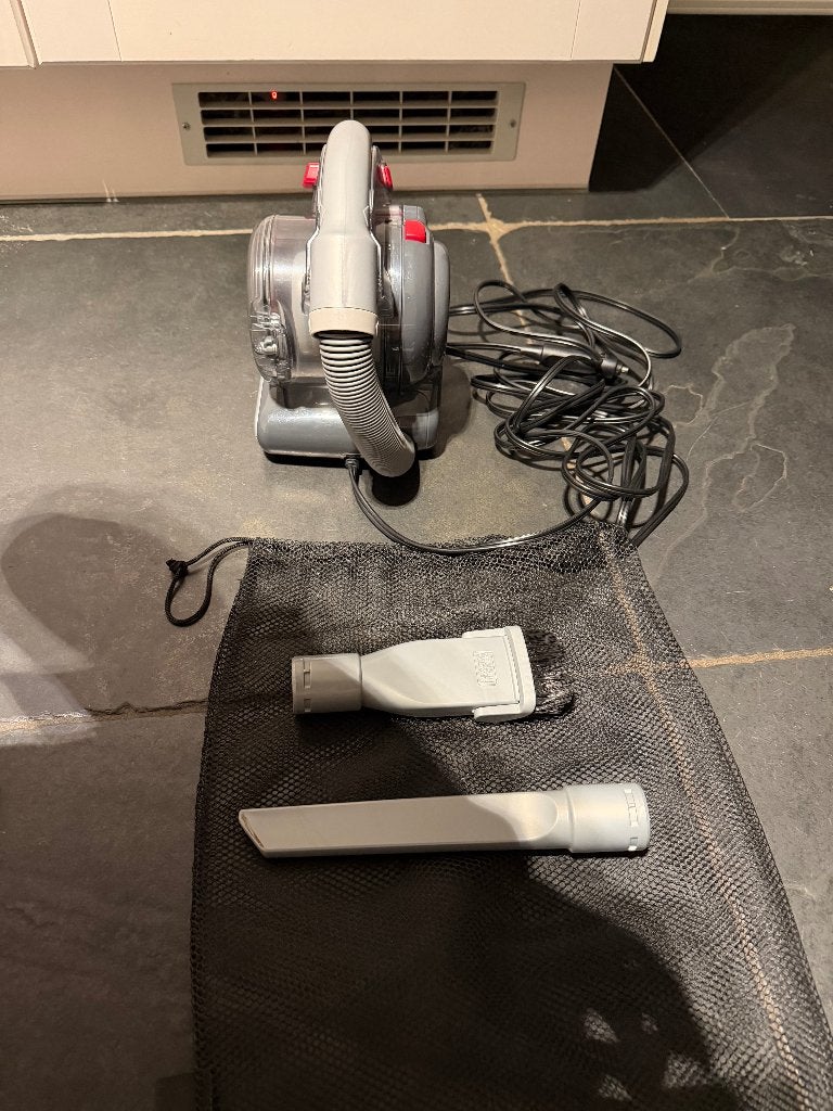 Foto 4 van Black en Decker 12V Flexi Kruimeldief PD1200AV