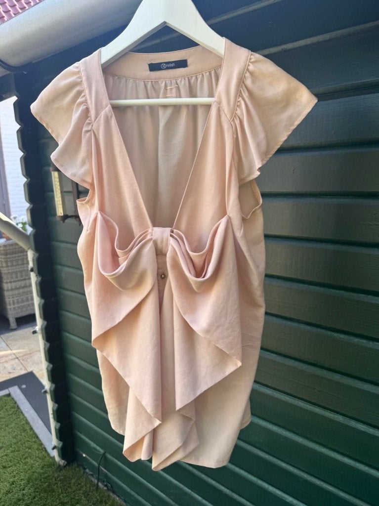 Prachtige Relish Top met Grote Strik & Ruffles – Poederroze, Overige kleuren, Maat 42/44 (L), Nieuw, Ophalen of Verzenden