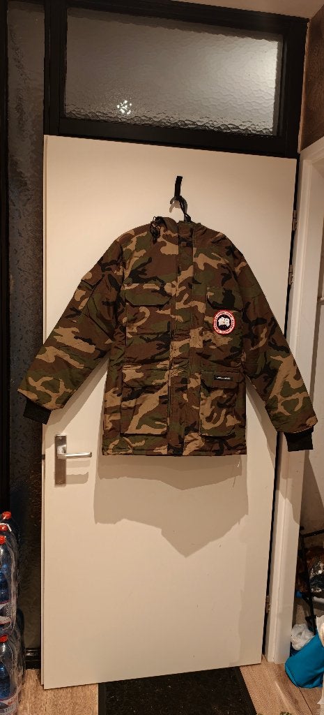 Canada Goose Expedition Parka – Classic Camo (Size S), Canada Goose, Nieuw, Ophalen of Verzenden, Groen