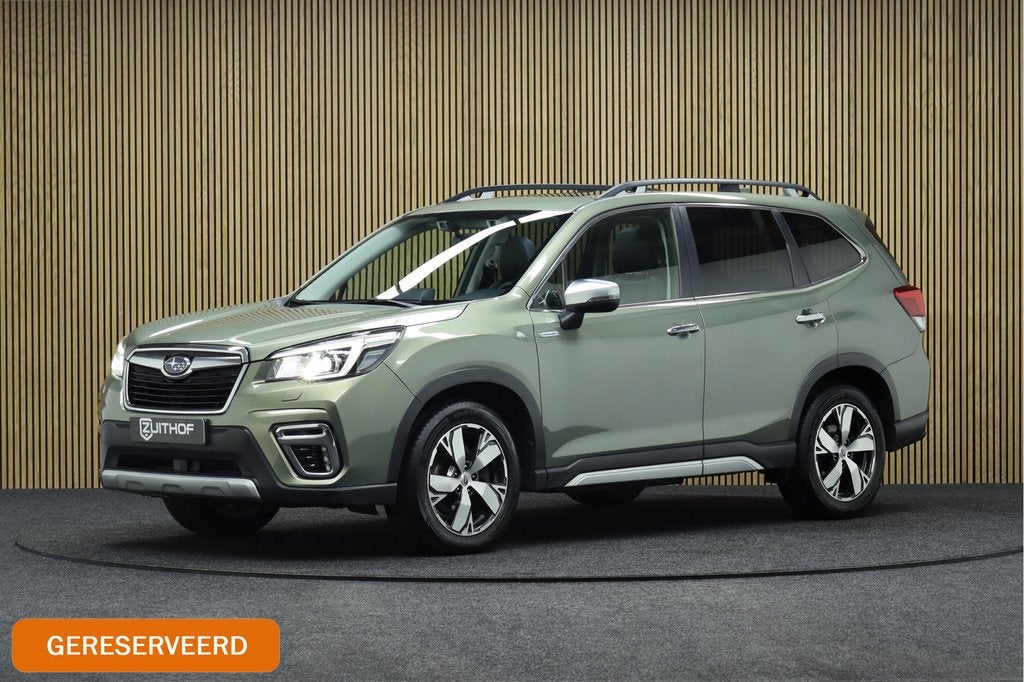 Subaru Forester 2.0i e-BOXER First Edition AWD | Panoramadak, Auto's, Subaru, 12 maanden, 15 km/l, 4 cilinders, Leder