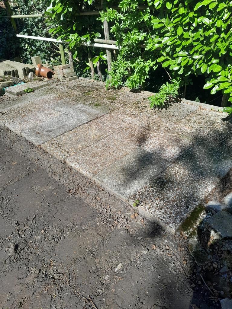 GRATIS Partij uitgewassen grint tegels., Tuin en Terras, Zand, Gebruikt, Ophalen