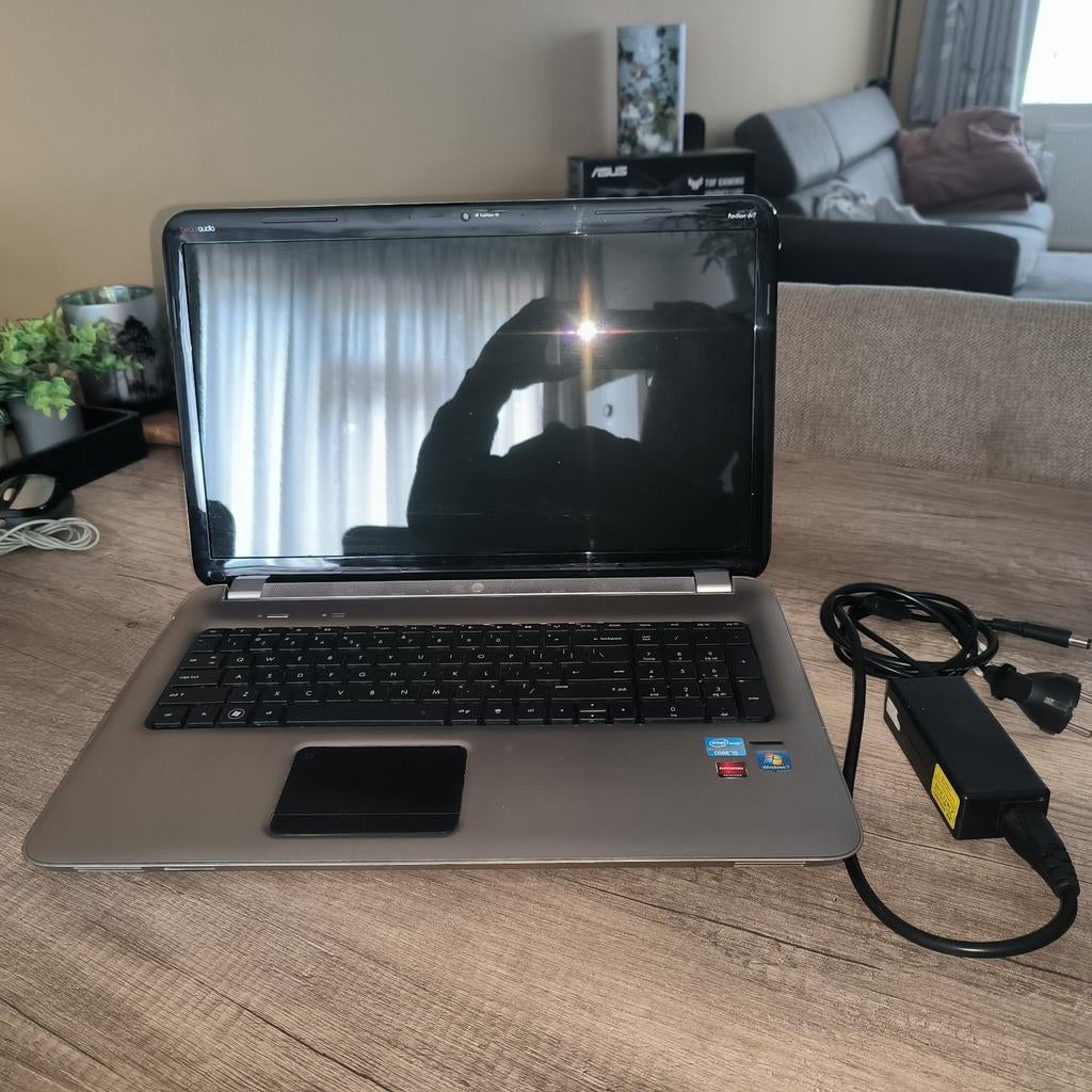 HP DV7 i5/ 8GB/ SSD 240GB., Computers en Software, Windows Laptops, Gebruikt, 17 inch of meer, SSD, 2 tot 3 Ghz, 8 GB, Met videokaart