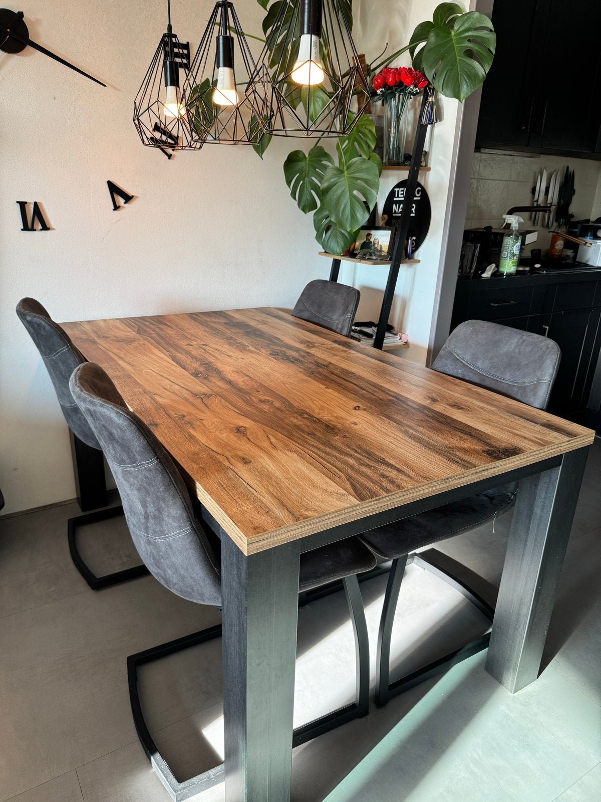 Eetkamertafel Luc van Leenbakker - 77x139x90 cm, Ophalen, 50 tot 100 cm, 100 tot 150 cm, Zo goed als nieuw