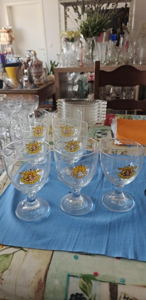 glazen bierglazen Grimbergen 7 stuks 33 cl 25 cl, Ophalen of Verzenden, Zo goed als nieuw, Glas of Glazen, Overige merken