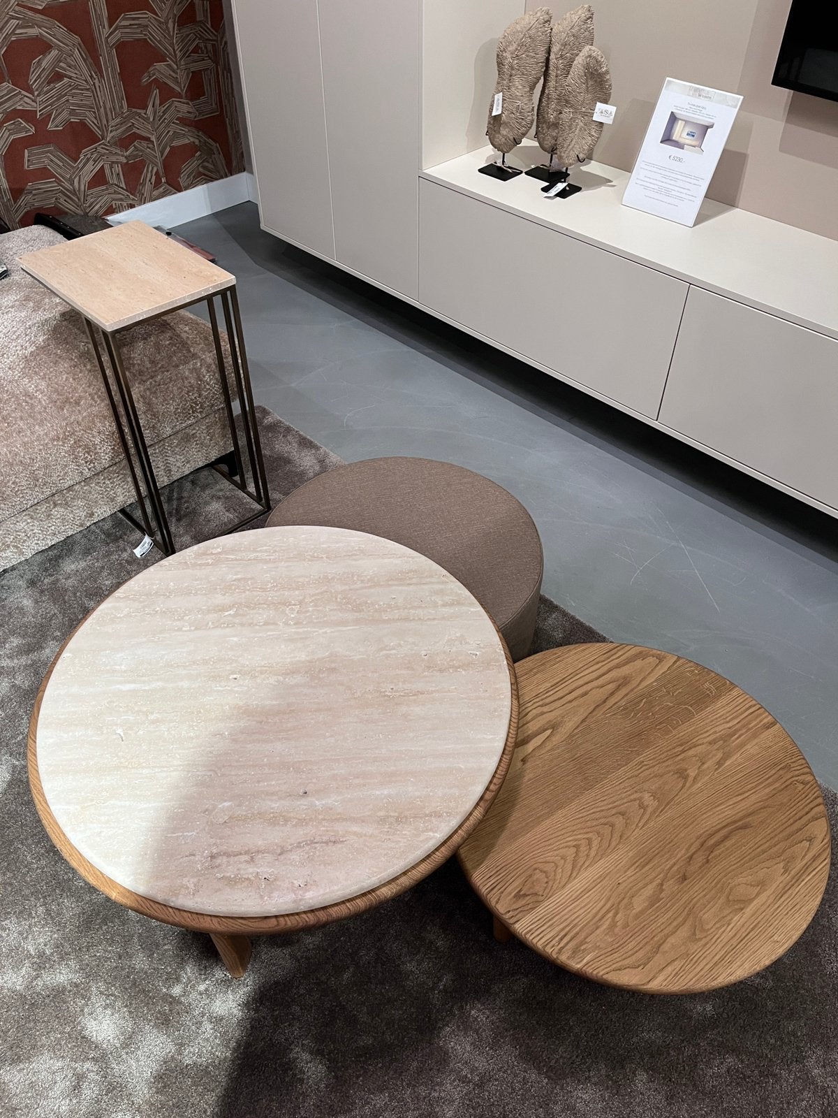 Duran salontafels Miller set van 3 walnoot, travetin en poef, Huis en Inrichting, Tafels | Salontafels, Ophalen, Zo goed als nieuw