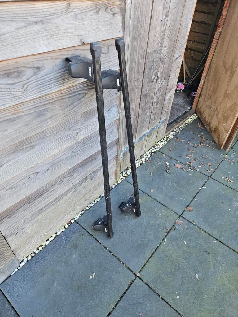 Thule dakdragers BMW 3 serie E90 2006, Ophalen, Gebruikt
