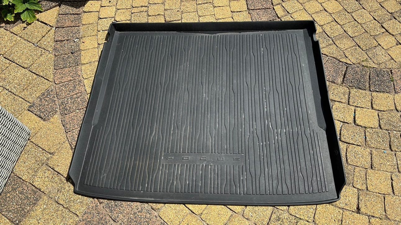 Originele Ford Focus Station kofferbakschaal, Ophalen, Gebruikt