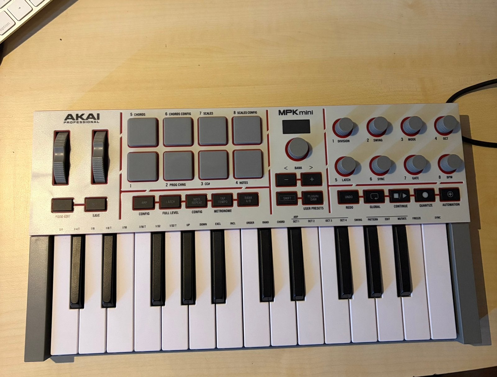 Akai MPK mini IV, Ophalen of Verzenden, Zo goed als nieuw