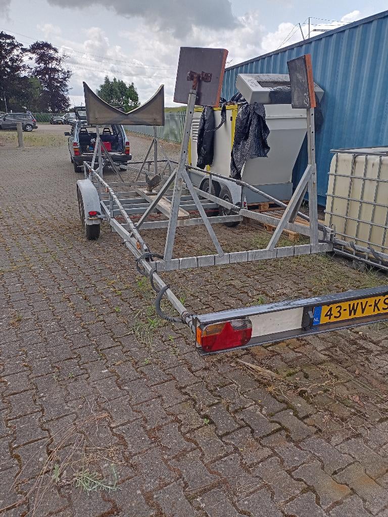 Dubbel as kielboottrailer, Watersport en Boten, Boottrailers, Ophalen, Gebruikt, 1500 tot 3000 kg, 6 tot 9 meter