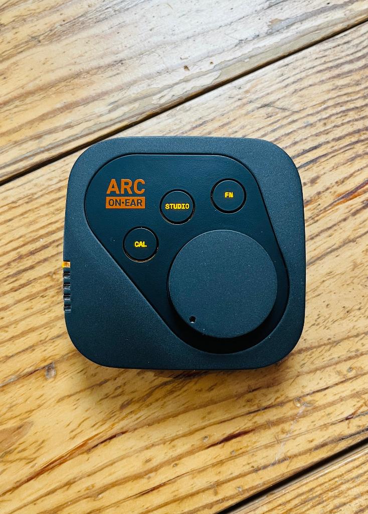 IK Multimedia ARC On-Ear DAC & Headphone Amp, Audio, Tv en Foto, Converters, Ophalen of Verzenden, Zo goed als nieuw