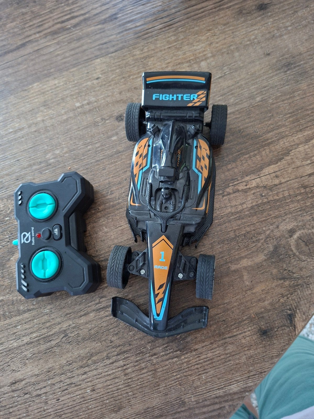 Race auto met afstandsbediening - Werkt nog goed!, Kinderen en Baby's, Ophalen of Verzenden, Gebruikt