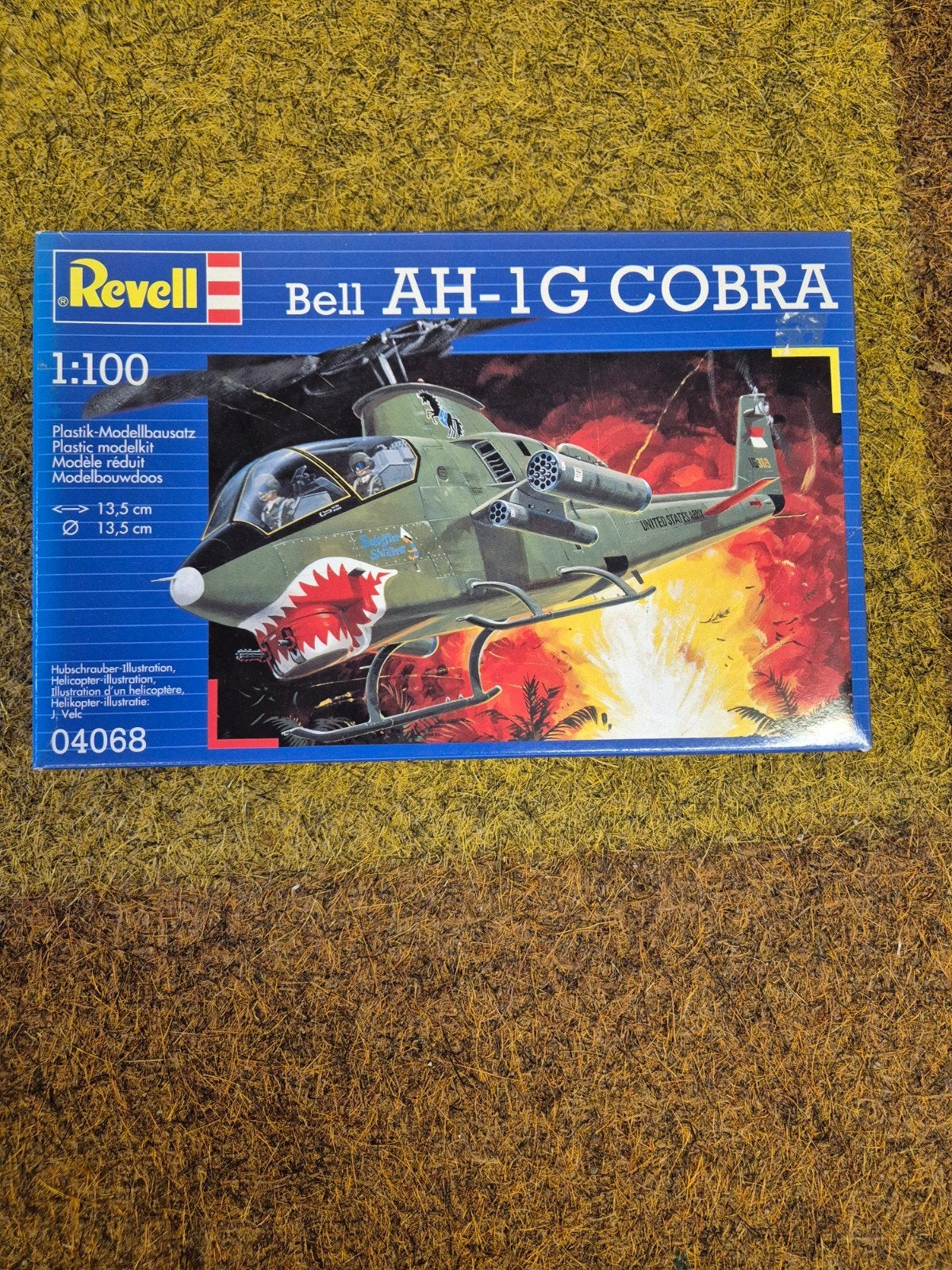 Revell 04068 Bell AH-1G Cobra, 1:72 tot 1:144, Nieuw, Ophalen of Verzenden, Revell