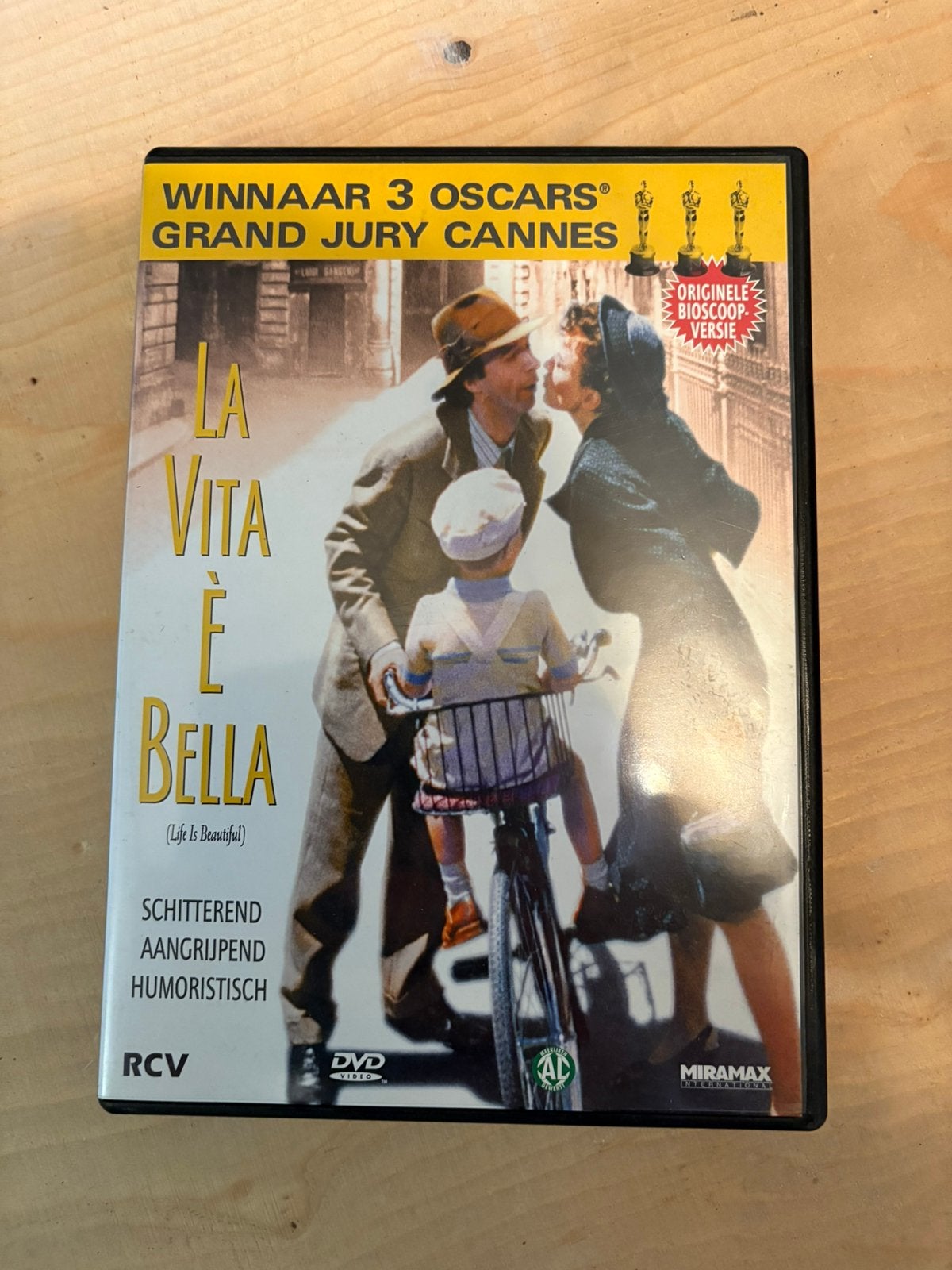 La Vita É Bella, Alle leeftijden, Ophalen, Zo goed als nieuw, Romantische komedie