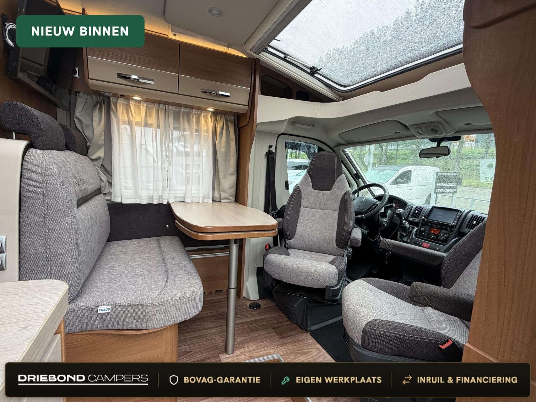 Knaus 650 MEG Platinum Enkele Bedden Levelsysteem Lithium 2X, 7 tot 8 meter, Bedrijf, Airconditioning, 7 tot 8 meter
