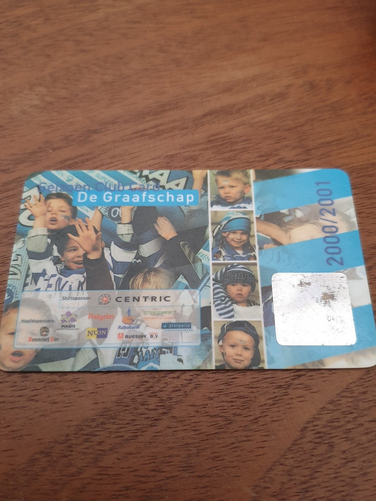 Seizoenkaart De Graafschap 2000/2001 (100), Verzamelen, Sportartikelen en Voetbal, Ophalen of Verzenden, Overige binnenlandse clubs