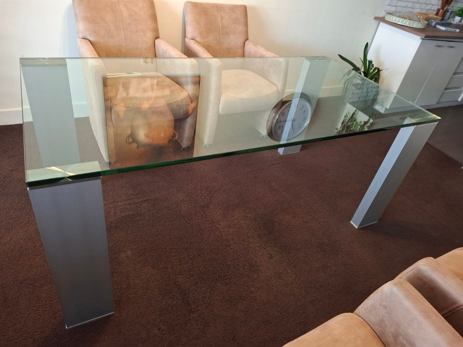 Glazen eettafel met metalen poten, Ophalen, 100 tot 150 cm, 50 tot 100 cm, Zo goed als nieuw
