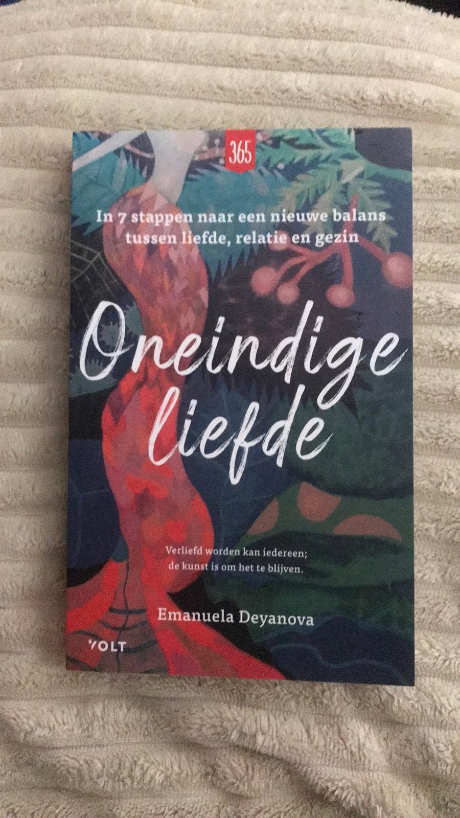 Emanuela Deyanova - Oneindige liefde, Boeken, Ophalen of Verzenden, Zo goed als nieuw, Emanuela Deyanova