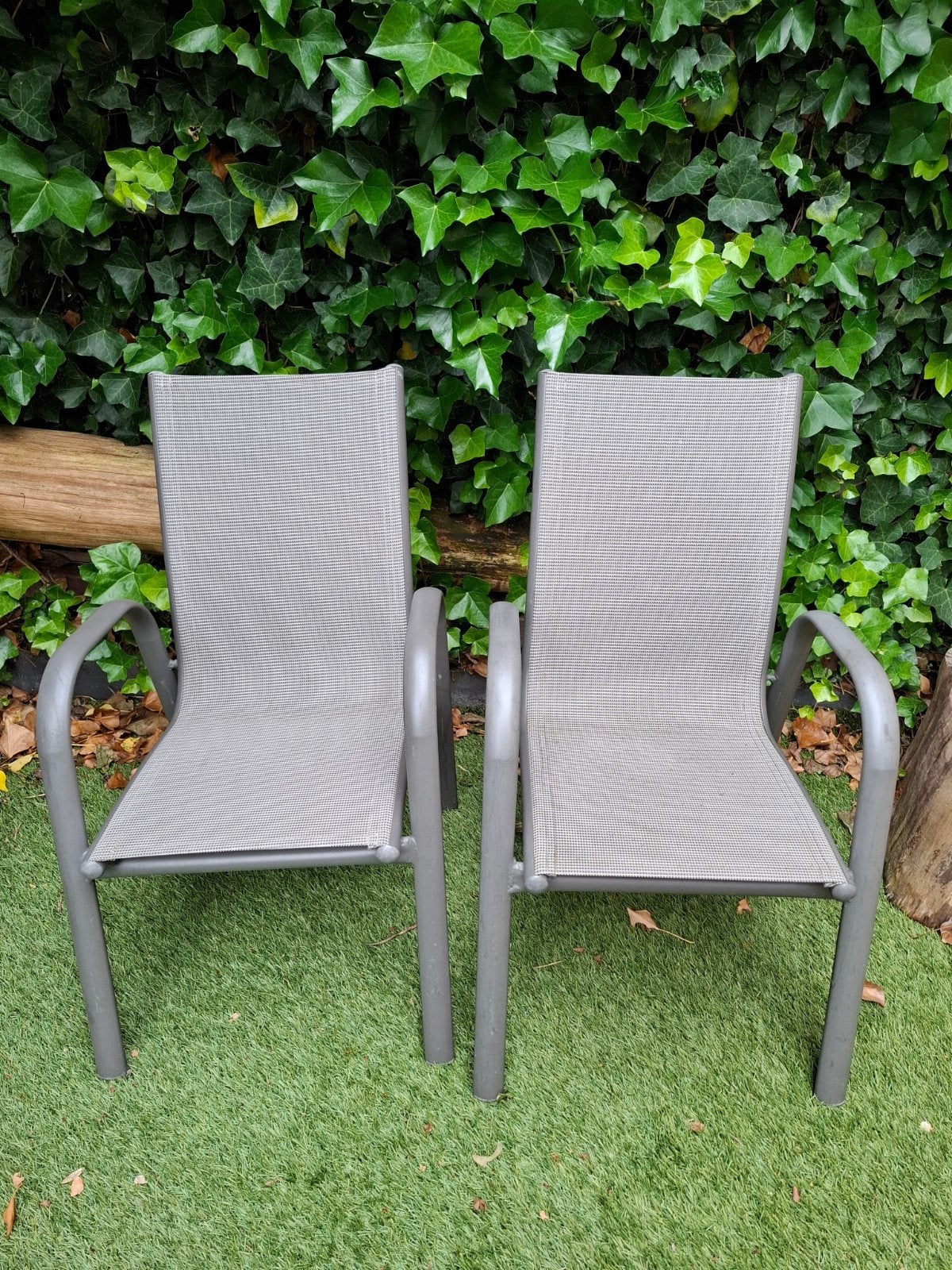 2 kindertuinstoelen van aluminium stapelbaar, Ophalen, Gebruikt, Aluminium, Stapelbaar