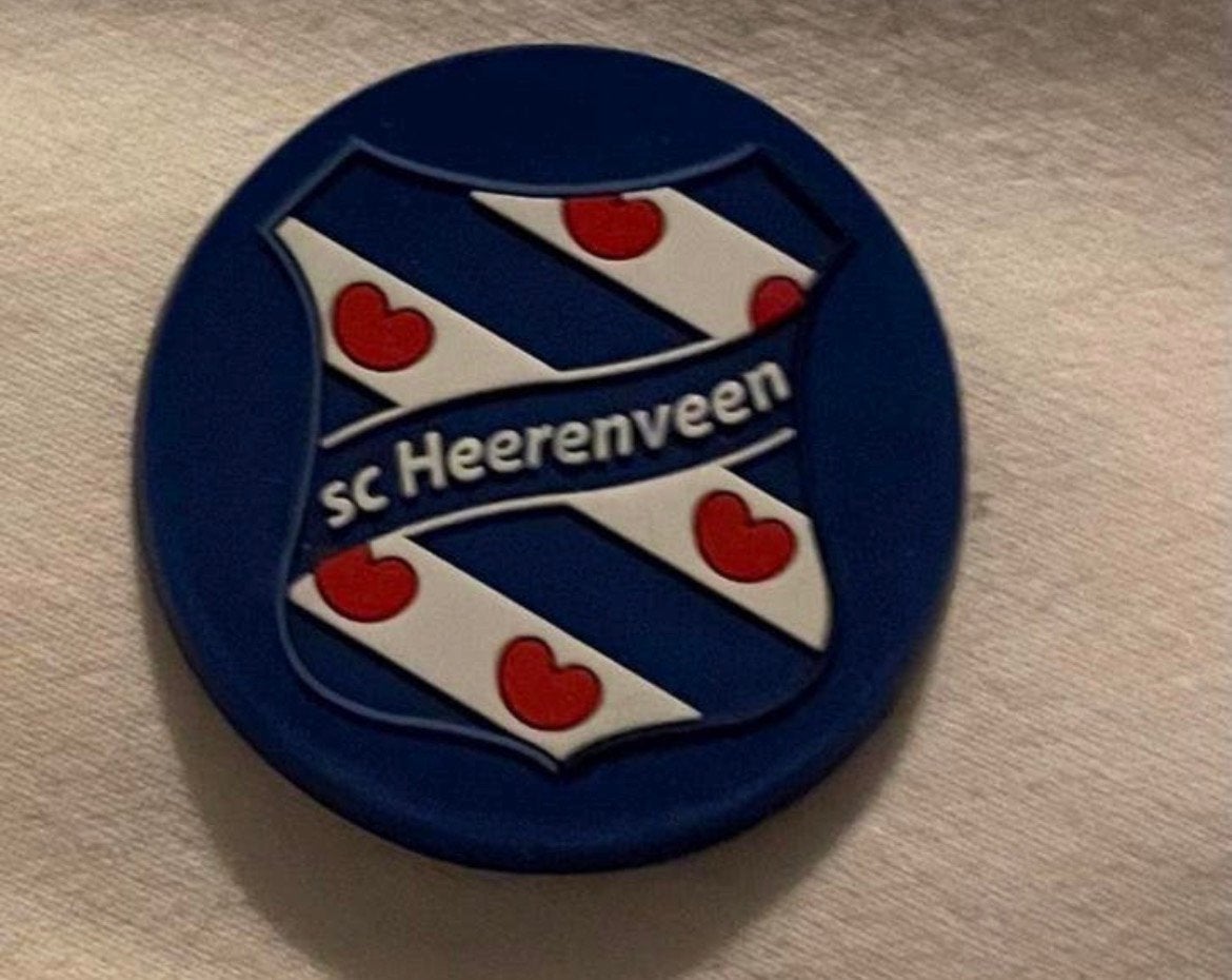 Sc Heerenveen magneet voor de fan! van gummi 3D rond, Ophalen of Verzenden, Zo goed als nieuw, Overige binnenlandse clubs, Overige typen