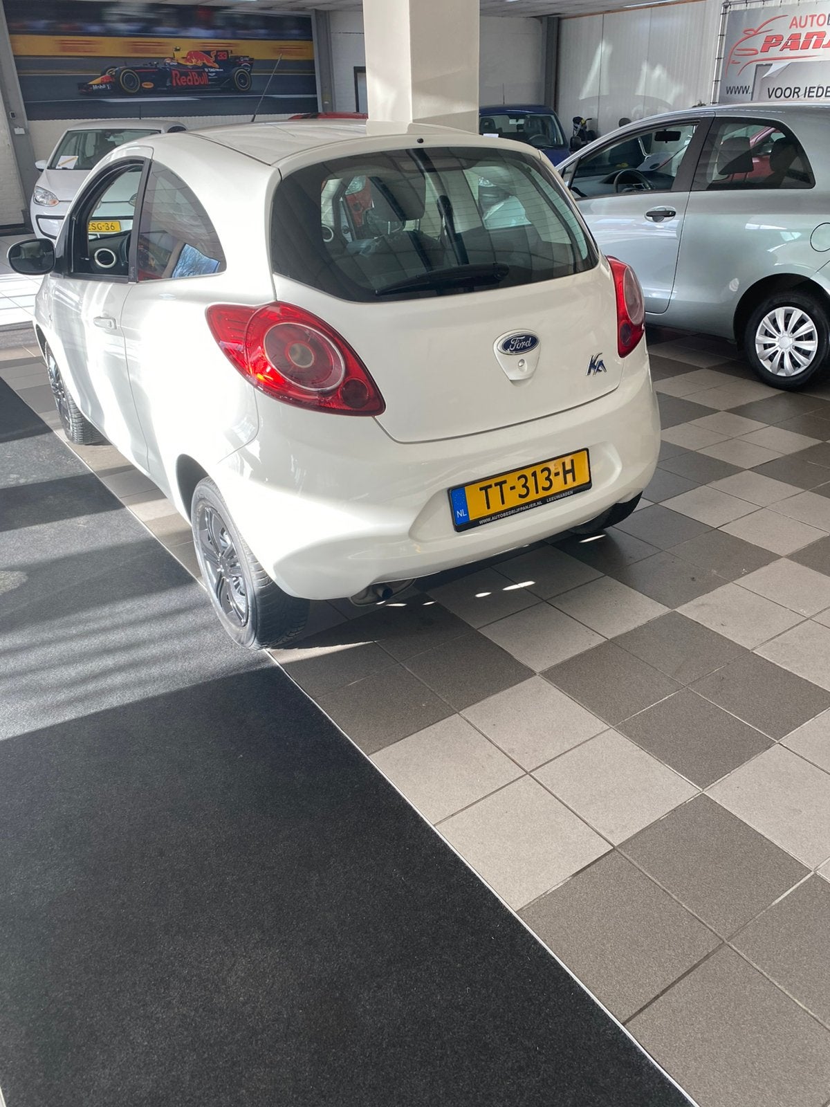 Ford Ka 1.2 69pk 2012 Wit, Auto's, Ford, Particulier, Ka, Benzine, B, Hatchback, Handgeschakeld, Geïmporteerd, Wit, Voorwielaandrijving