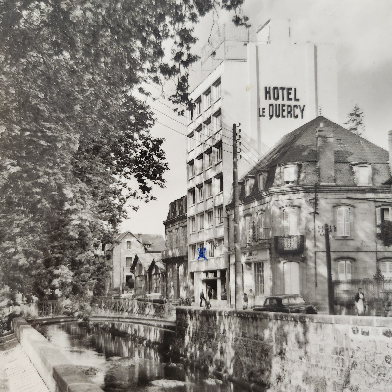 Brive (Corrèze) Le Canal et l'Hôtel «Le Quercy» - Echte Foto, Verzenden, 1940 tot 1960, Ongelopen, Frankrijk