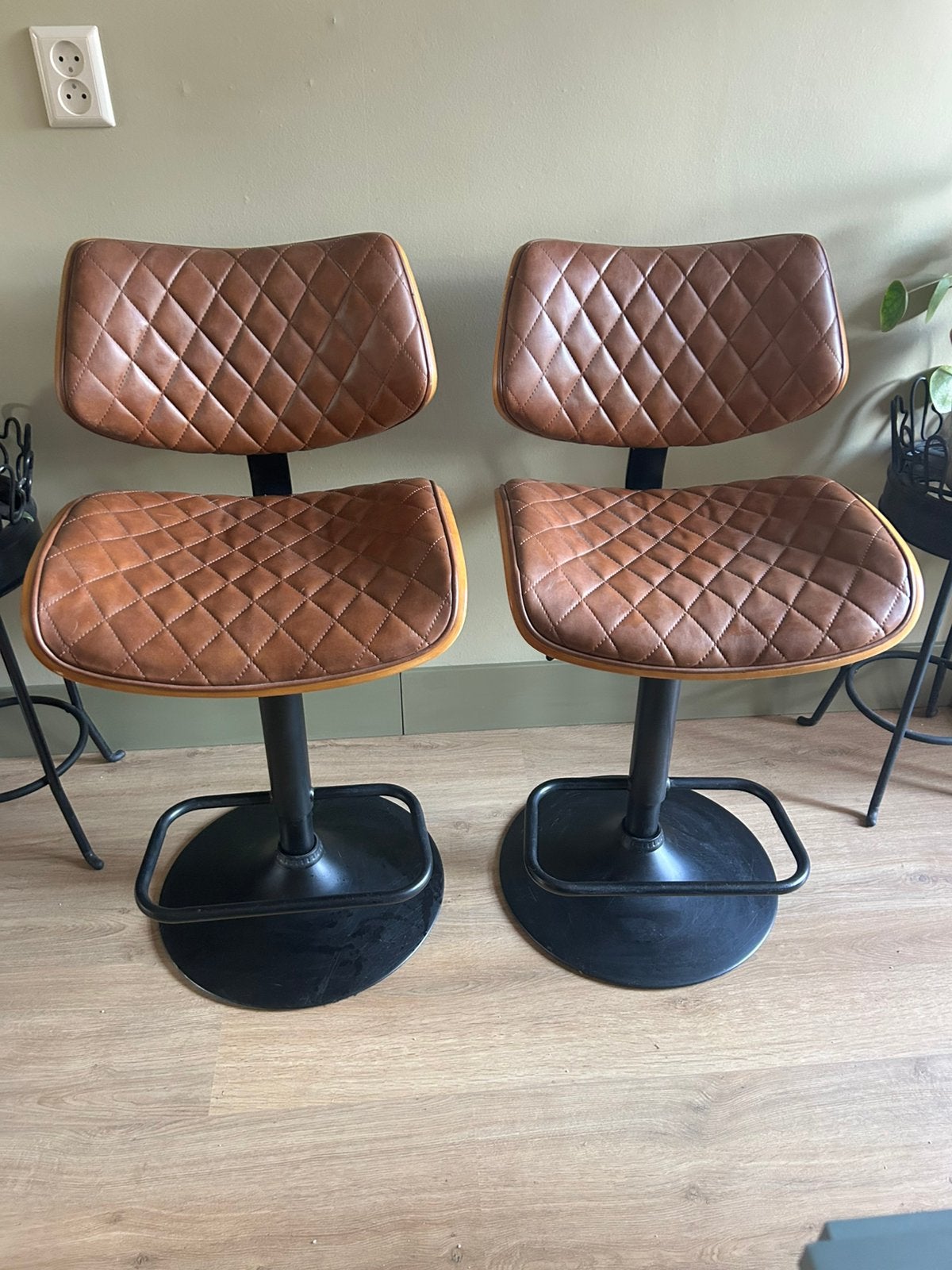 Barkrukken bar krukken leder leer  2 of 4  retro bruin, Ophalen, Draaibaar, 60 tot 90 cm, Leer