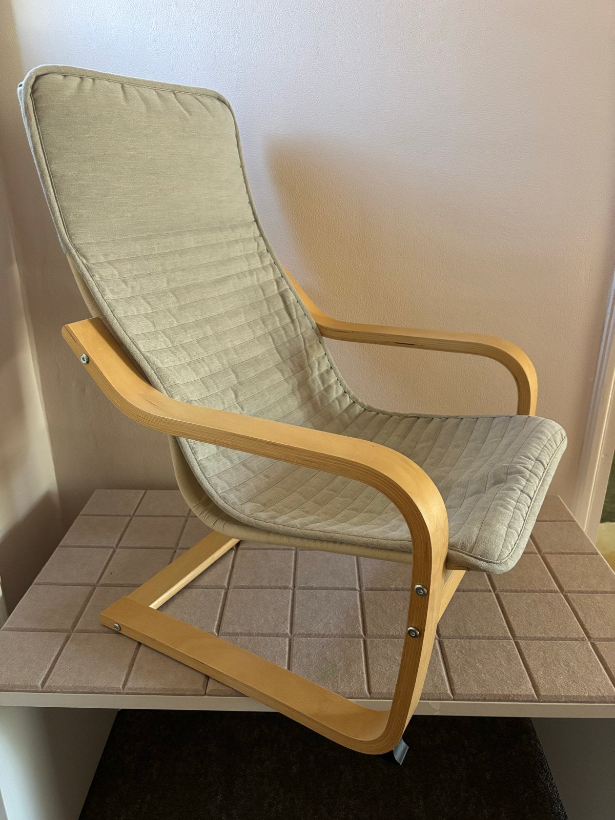 2x Kinderfauteuil Poäng - beige en lichtgrijs, Ophalen, Gebruikt, Stoel