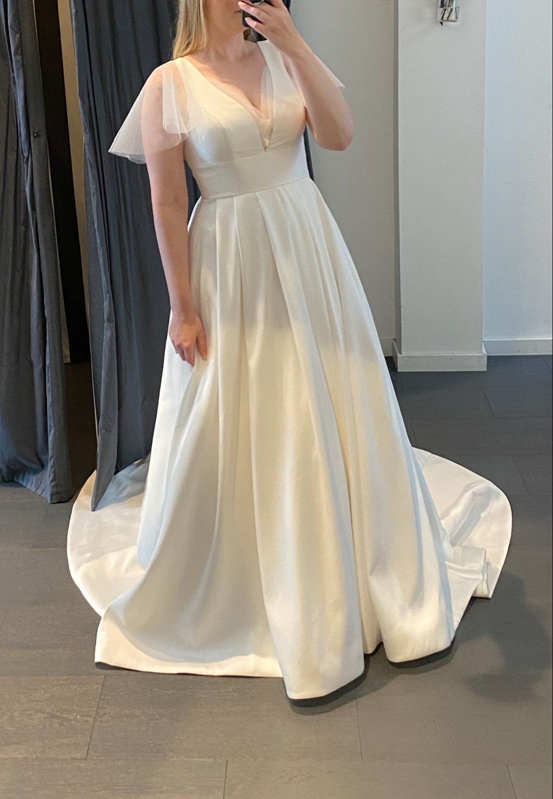 Anna Sorrano trouwjurk met pockets+ Onderok, maat 38, ivory, Ophalen of Verzenden, Zo goed als nieuw, Wit, Trouwjurk