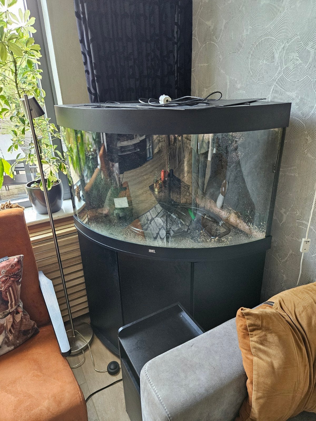 Trigon 190 aquarium Juwel Trigon 190 met filterpompen e.d., Dieren en Toebehoren, Vissen | Aquaria en Toebehoren, Ophalen, Gebruikt