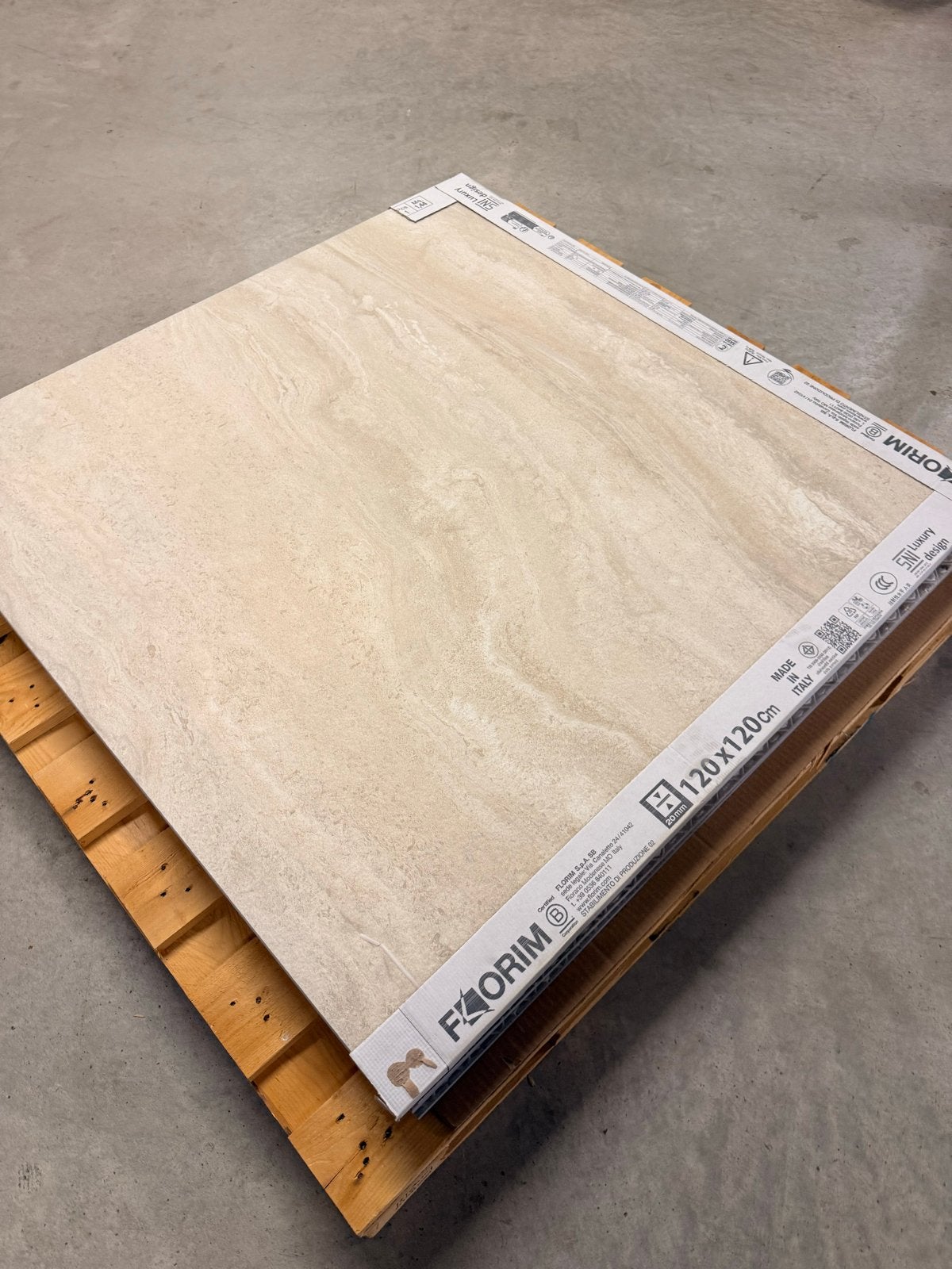 Travertine Keramische Vloertegels 120x120x2cm, Ophalen, 60 cm of meer, Keramiek, Zo goed als nieuw