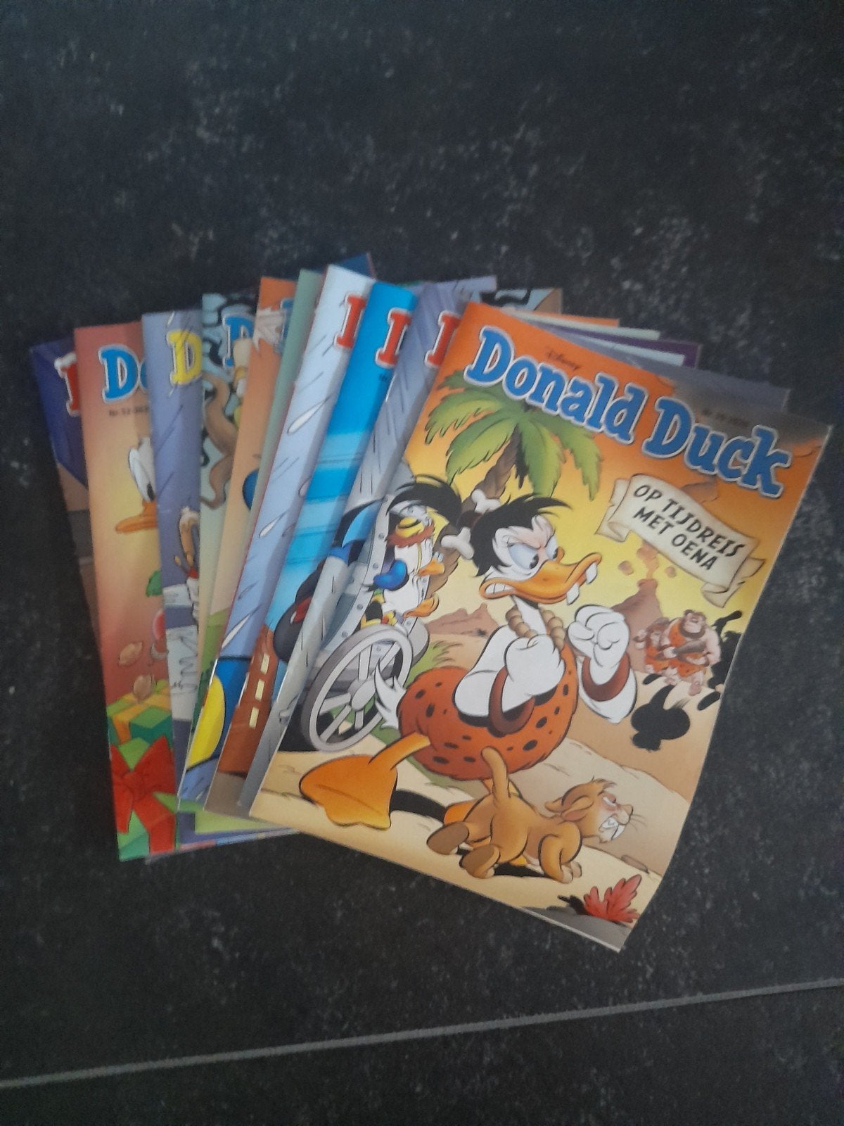 11 losse Donald Duck nummers uit het jaar 2020, Meerdere stripboeken, Ophalen of Verzenden, Gelezen