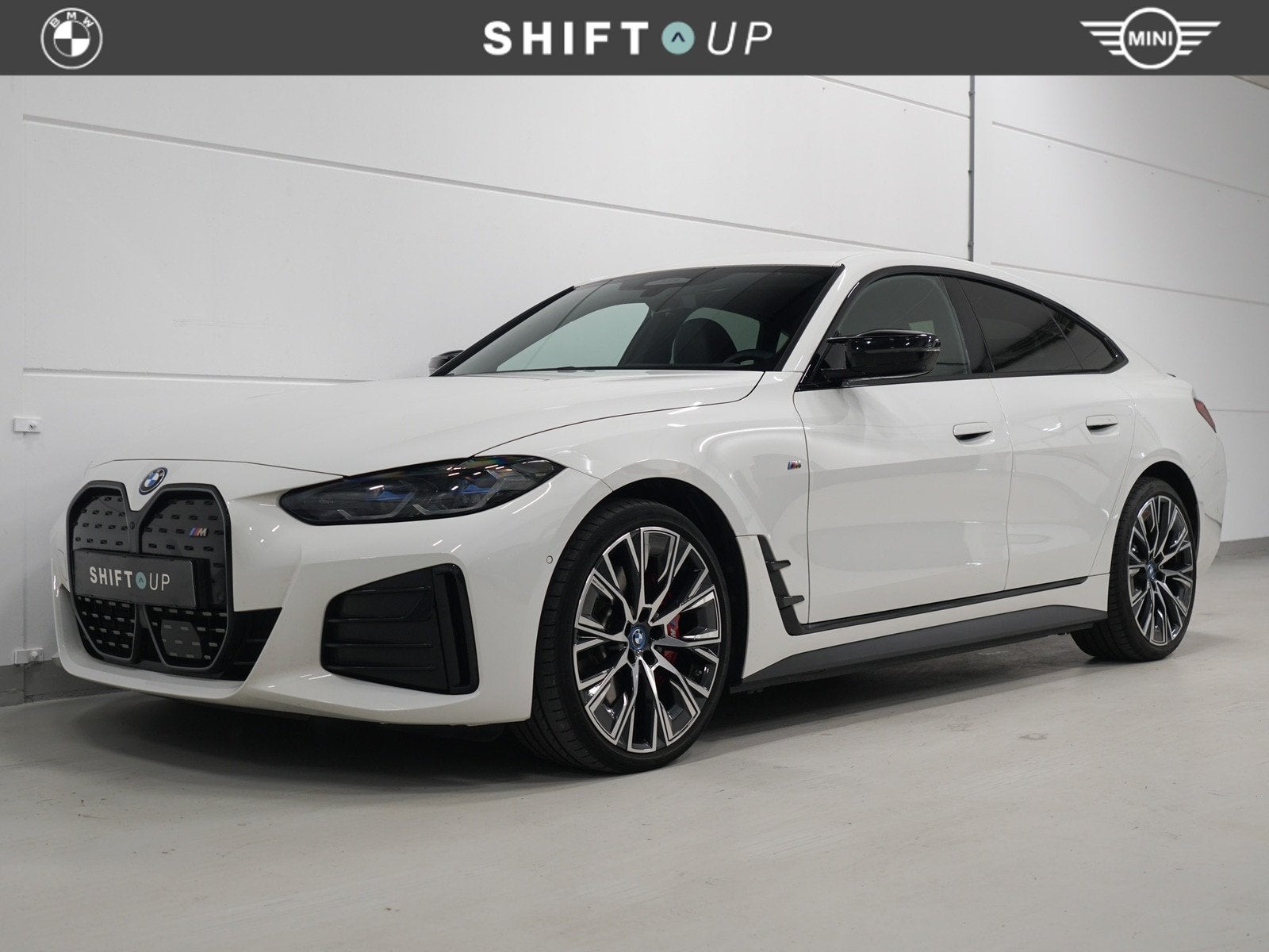 BMW i4 M50 Laser | Harman Kardon | CoPilot | 20" (bj 2022), Gebruikt, Zwart, Wit, Leder