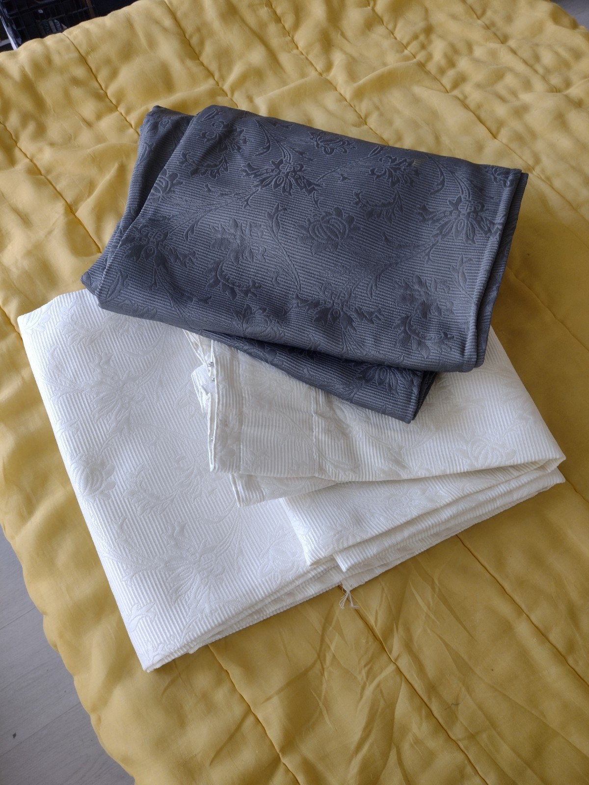 IKEA ANITA Gordijnen - Grijs en Crème (2 sets), Met haken, Ophalen of Verzenden, IKEA, Grijs