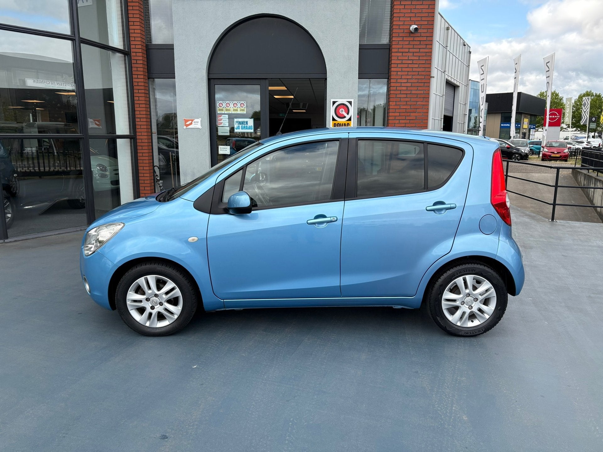 Opel Agila 1.0 Edition AIRCO HOGE INSTAP, Euro 5, Gebruikt, 31 €/maand, Blauw