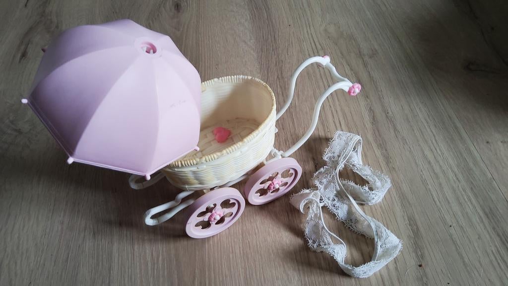 Vintage My Little Pony Hasbro G1 baby Buggy en draagbox stal, Ophalen of Verzenden, Gebruikt