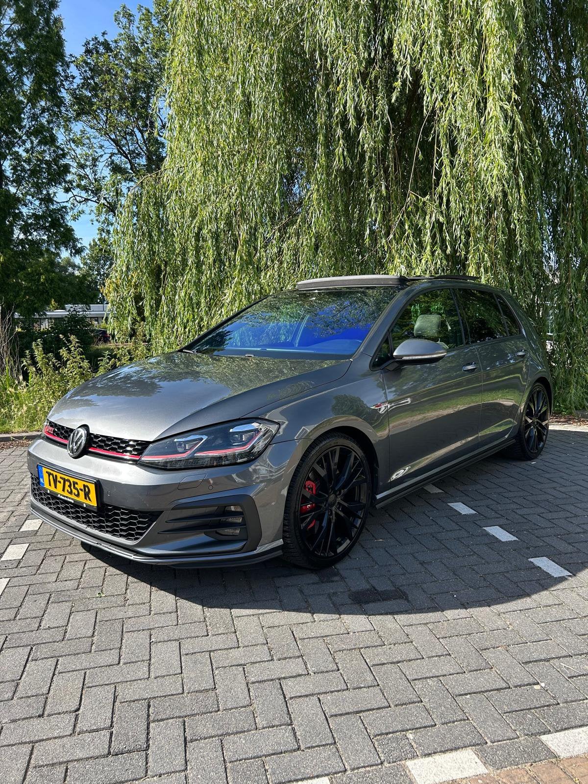 Volkswagen Golf 2.0 TSI 245pk 7-DSG 5D 2017 Grijs, Auto's, Volkswagen, 4 cilinders, 1984 cc, 1337 kg, 245 pk