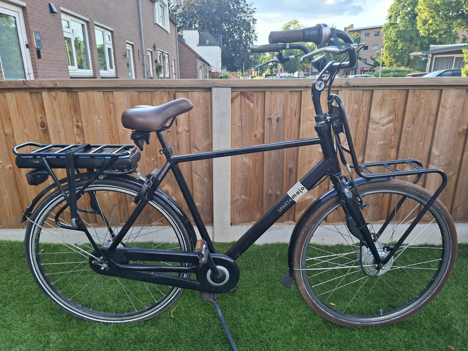 Te koop MOET WEG VANDAAG nette goed rijdende sparta Mojo ebi, Ophalen, Sparta, Gebruikt, 55 tot 59 cm