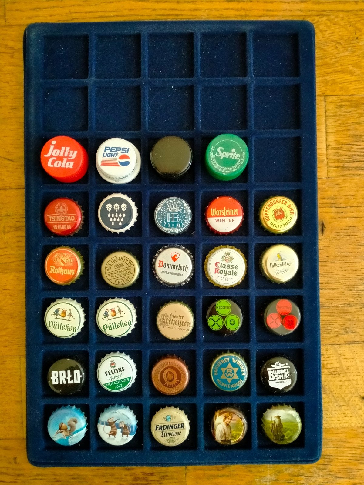Mooie partij van 25 kroonkurken en 4 fles doppen.., Ophalen of Verzenden, Zo goed als nieuw, Overige typen, Overige merken