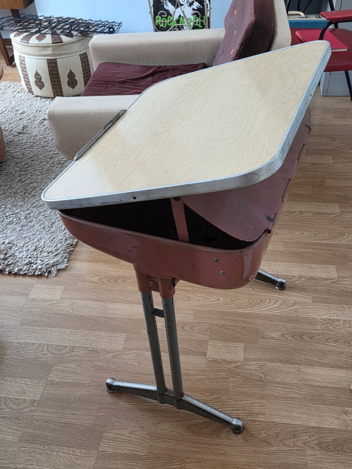 Vintage Amerikaans kinderbureau - 50x60x70cm, Ophalen, Gebruikt, 60 cm, Metaal