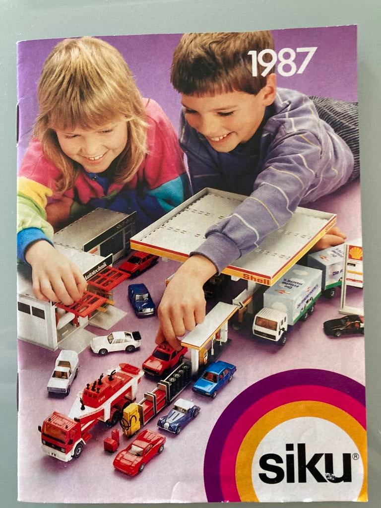 Siku Mini Catalogi Folder 1987 Vintage, Hobby en Vrije tijd, Modelauto's | 1:50, Gebruikt, Bus of Vrachtwagen, SIKU, Ophalen