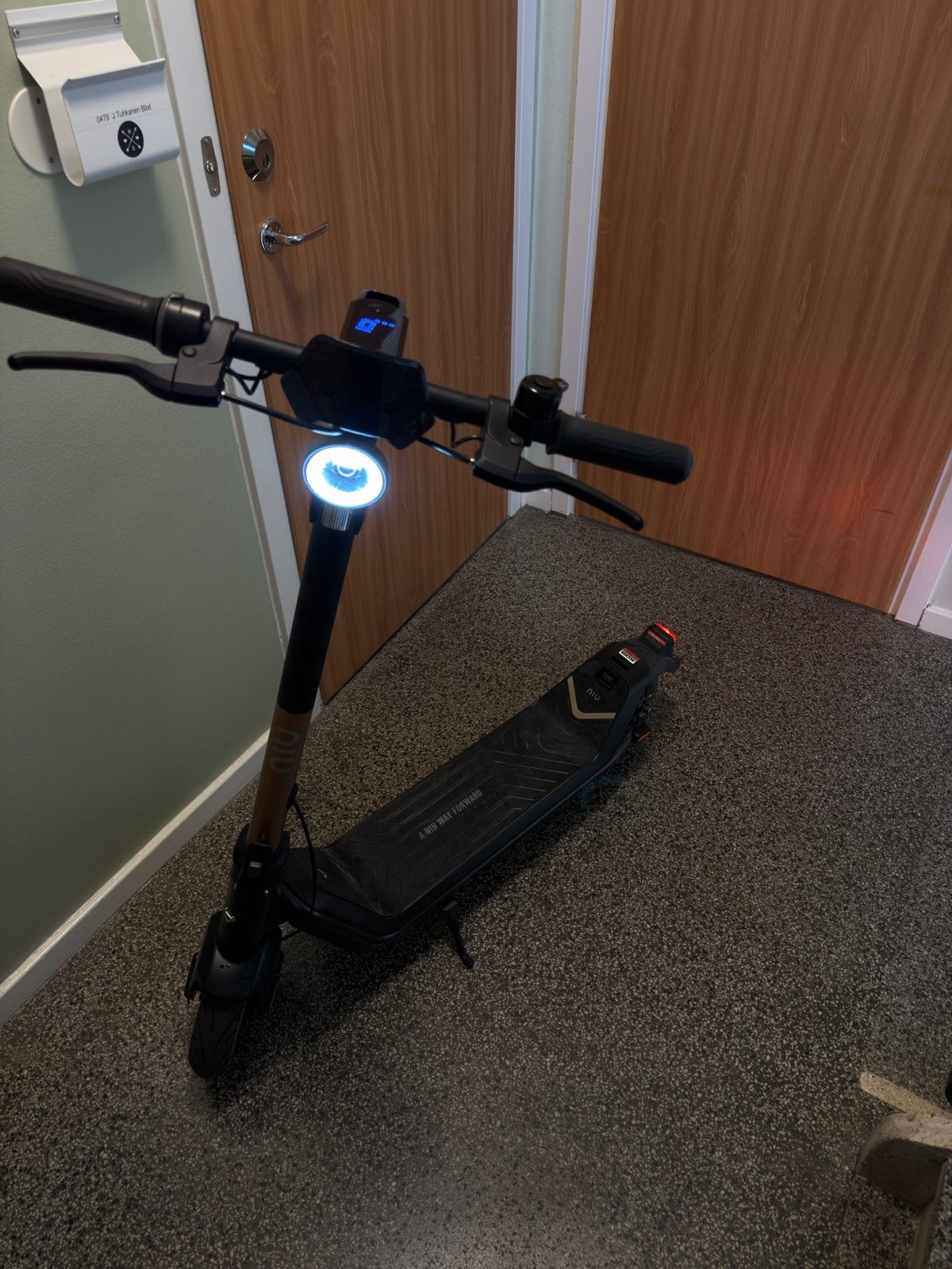 NIU KQi3 Pro elektrische step, Fietsen en Brommers, Steps, Ophalen, Zo goed als nieuw, Elektrische step (E-scooter)