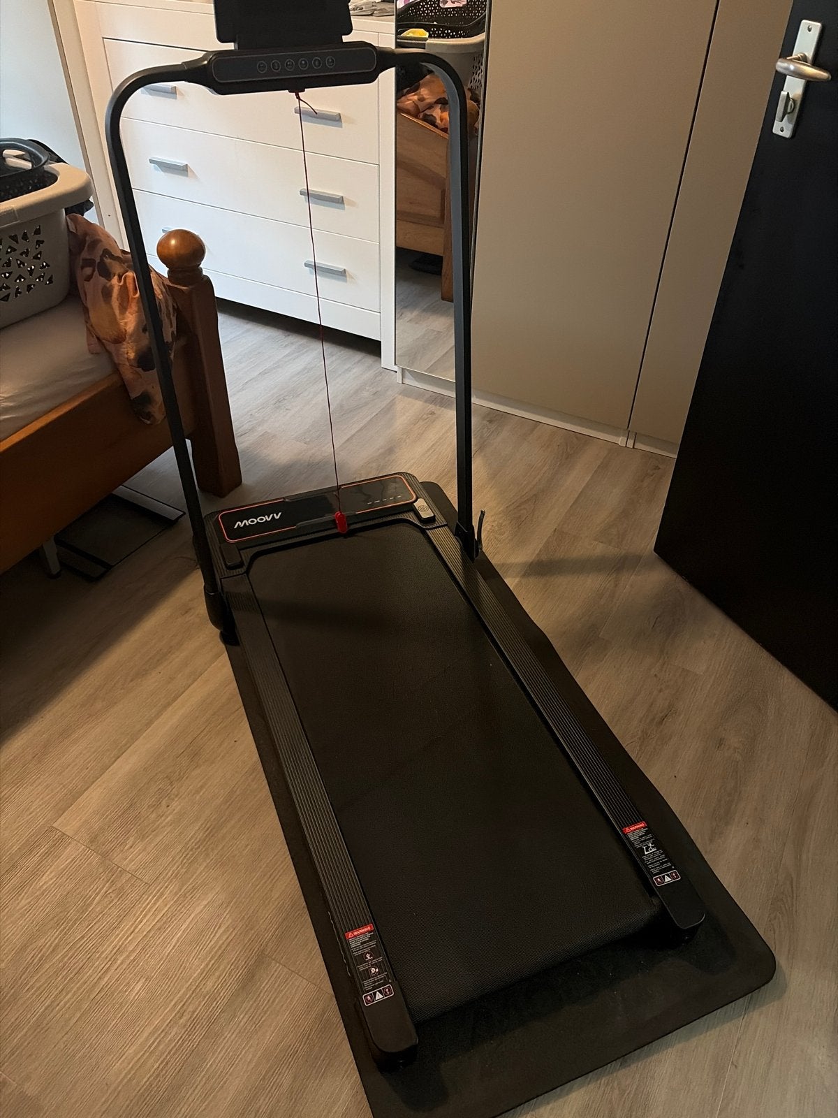 Foto 3 van Mooovv Loopband - Compact en Opvouwbaar