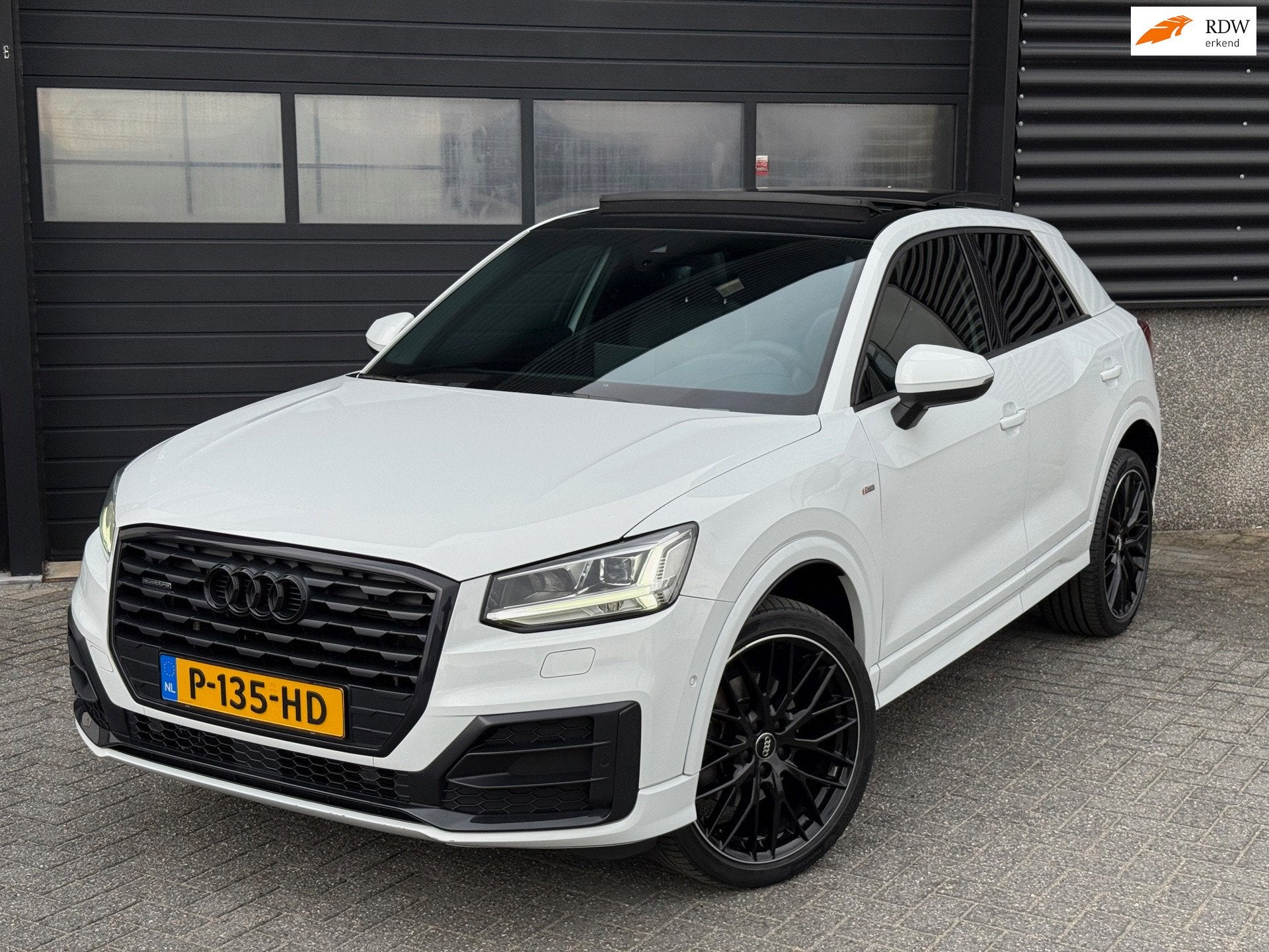 Audi Q2 2.0 TFSI quattro S-line Virtual Pano, Auto's, Automaat, Automatische klimaatregeling, Gebruikt, 1984 cc