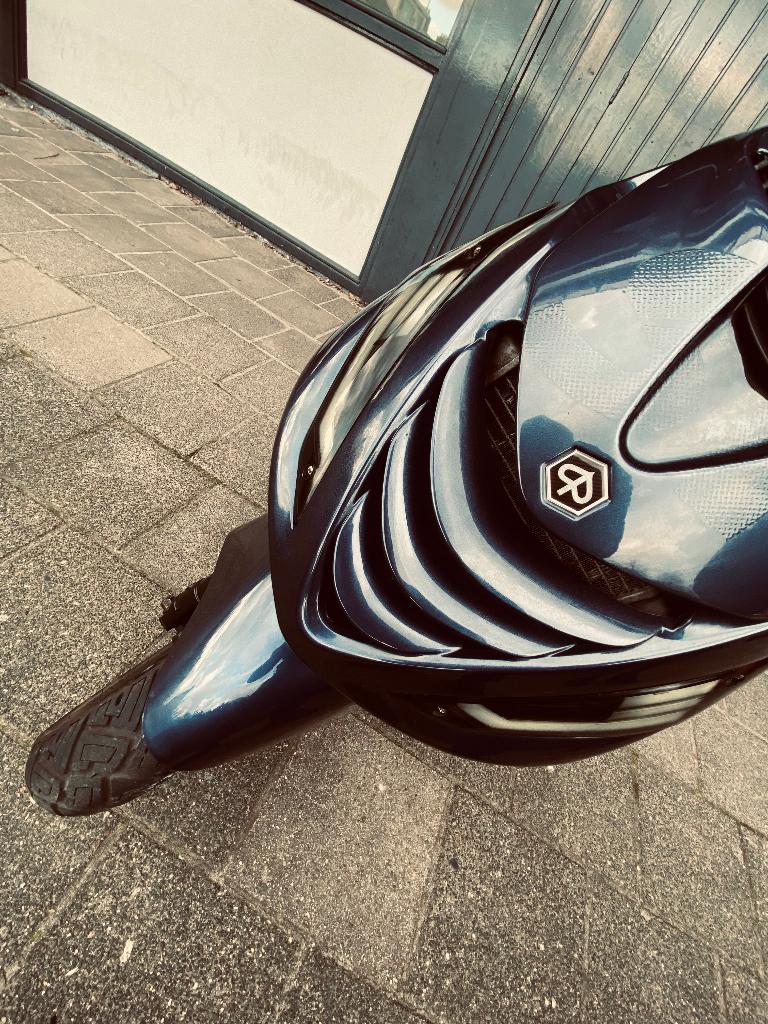 Zip kappenset midnight blue nieuw 0 schade, Ophalen of Verzenden, Nieuw, Kap, Piaggio