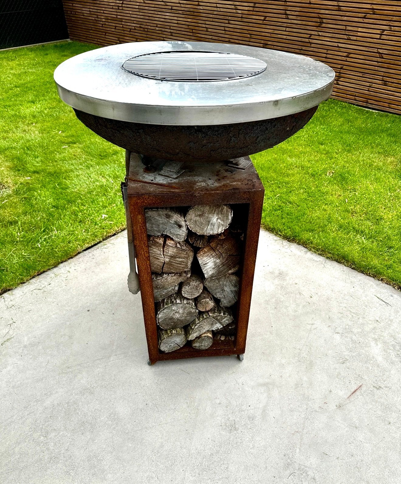 BBQ Plancha, Tuin en Terras, Vuurschalen, Zo goed als nieuw, Ophalen