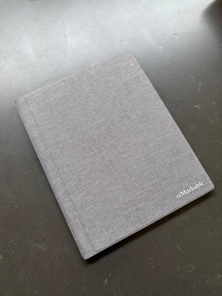 reMarkable 2 + Marker Plus + originele Book Folio, Computers en Software, Ophalen of Verzenden, Zo goed als nieuw