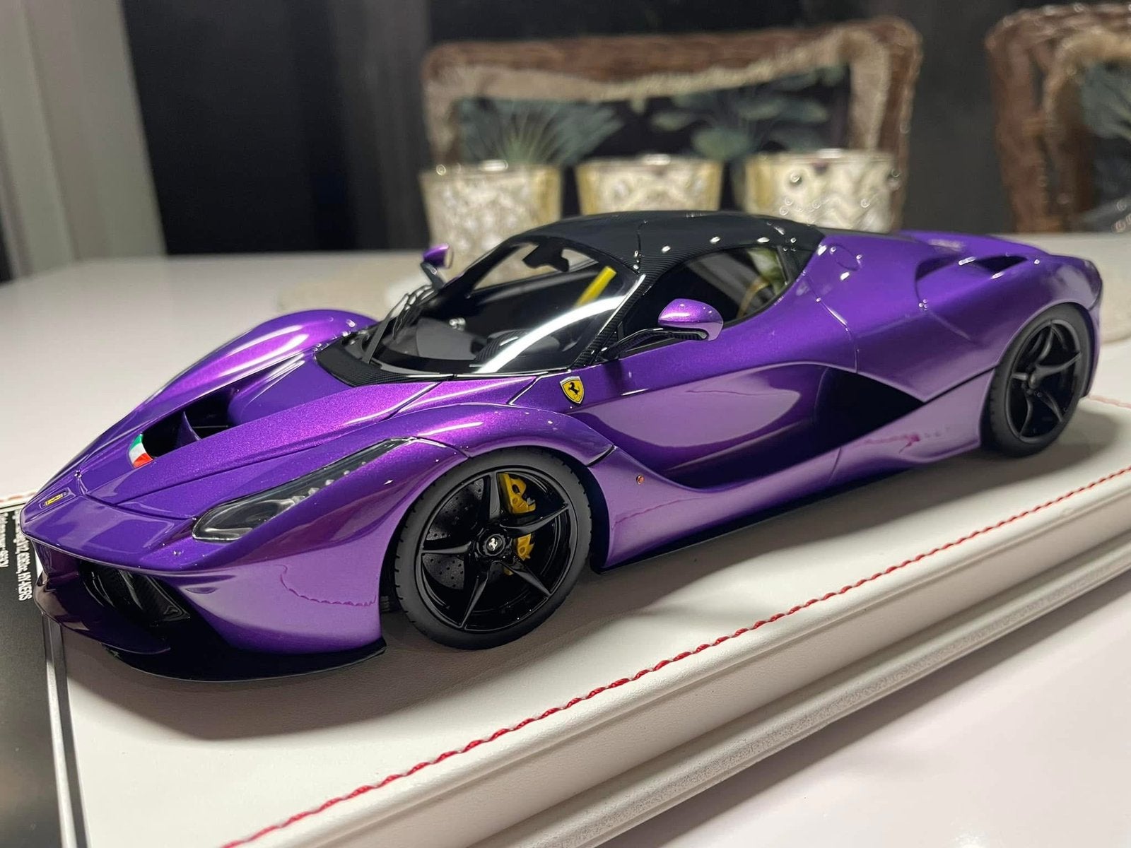Davis & Giovanni Ferrari La Ferrari ( Metallic Purple), Ophalen of Verzenden, Zo goed als nieuw, Overige merken