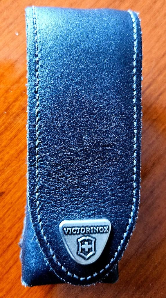 Victorinox Leather Belt Pouch - 4.0521.1, Ophalen of Verzenden, Overige soorten, Nederland, Mes of Dolk